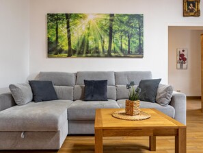 Apartment | Living area - Ferienwohnung in der Mecklenburger Seenplatte (Buchholz)