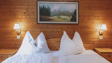 House | 5 bedrooms, individually furnished, bed sheets