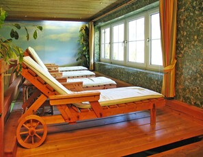 Spa - Chalet in Dienten With Ski-in Access (Dienten am Hochkoenig)