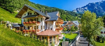 Chalet in Dienten With Ski-in Access