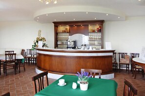 Lägenhet | Restauranger