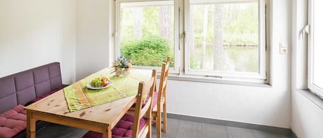 House | Dining