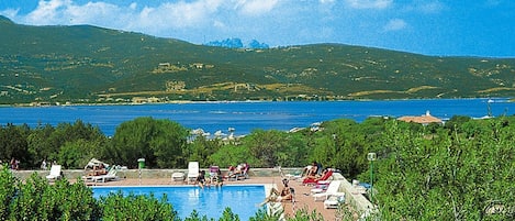 Apartment | Pool | Outdoor pool