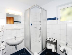 Apartment | Bathroom - Apartment House Isegrim, Altenmarkt (Altenmarkt im Pongau)