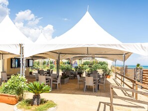 Apartment | Dining - Apartment in Triscina by the Sea & Pools (Castelvetrano)