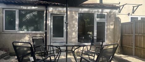 Talo | Ulkoruokailutilat