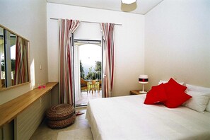 Huvila | 3 makuuhuonetta, yksilöllisesti kalustettu, silitysrauta/-lauta