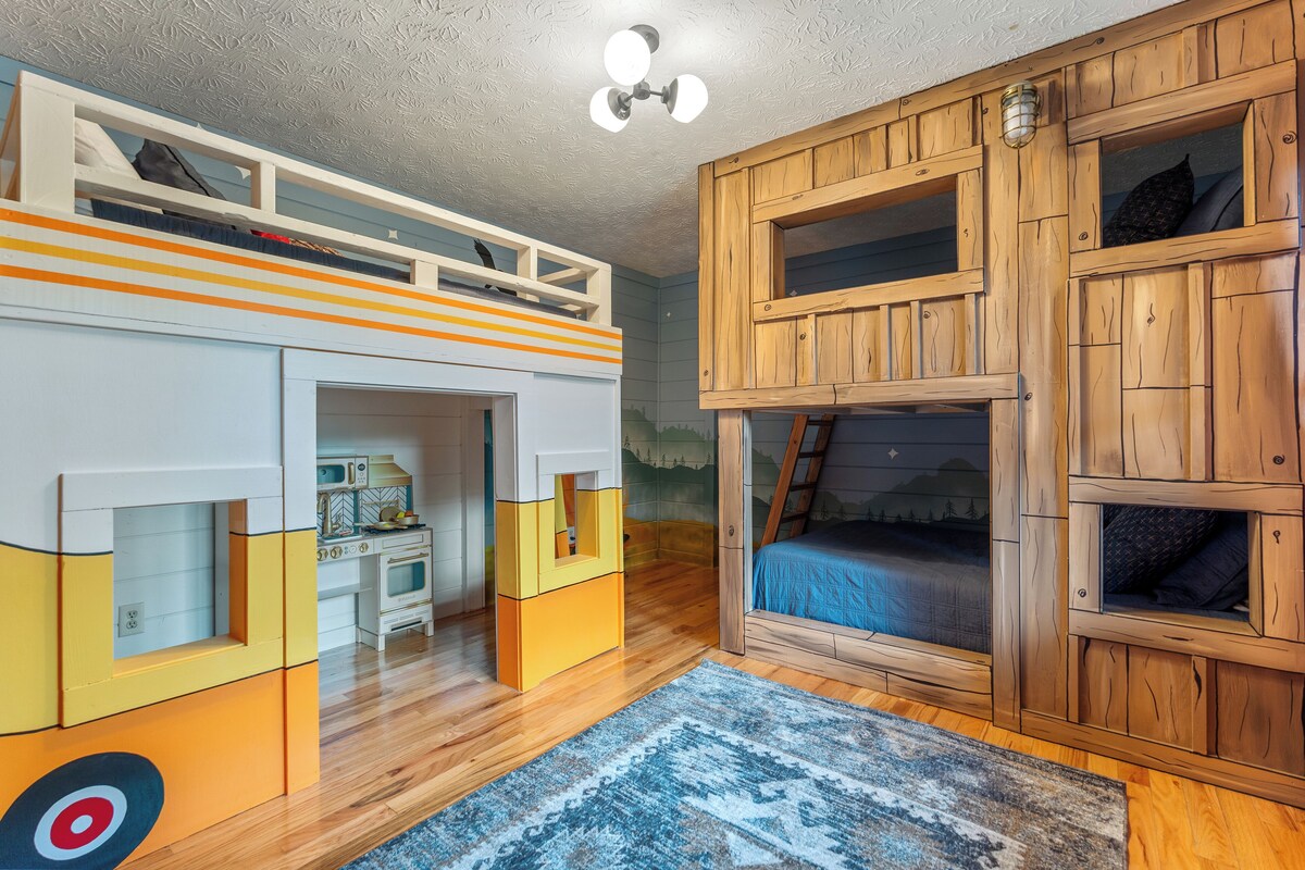 Photo 106 of Sky Walk Lodge! Sleeps 22, Mountain View, Full Game Room!