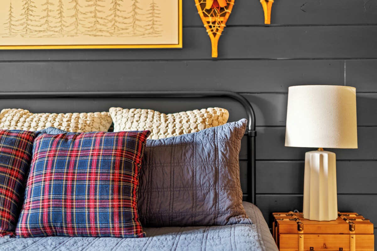 Photo 72 of Sky Walk Lodge! Sleeps 22, Mountain View, Full Game Room!