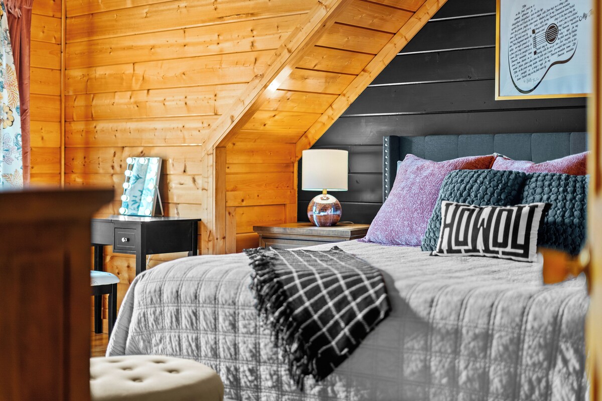 Photo 96 of Sky Walk Lodge! Sleeps 22, Mountain View, Full Game Room!