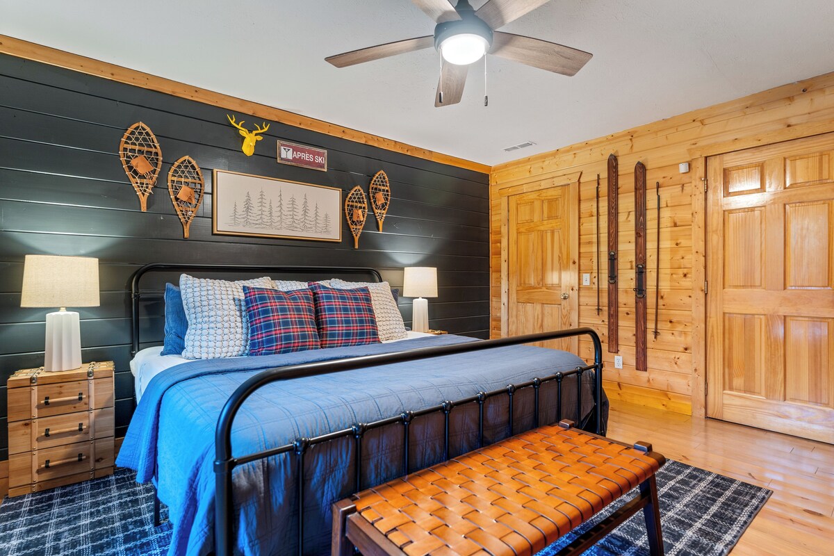 Photo 94 of Sky Walk Lodge! Sleeps 22, Mountain View, Full Game Room!