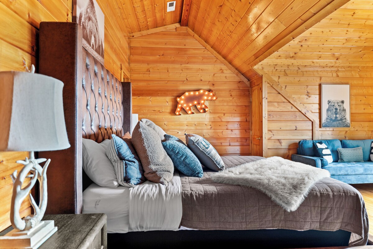 Photo 102 of Sky Walk Lodge! Sleeps 22, Mountain View, Full Game Room!