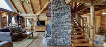 Large Cabin at Exit 407 - lots of parking