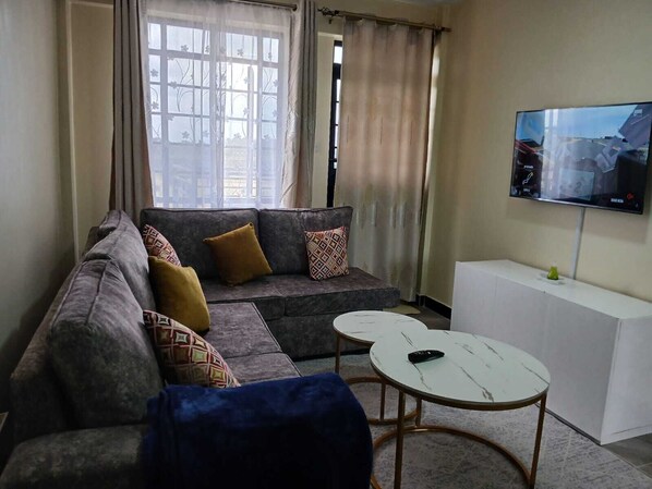 Smart TV, video games