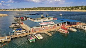 Marina - Stylish Hill Country Hide Out (Lago Vista)