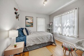 2 chambres, bureau, fer et planche à repasser, Wi-Fi