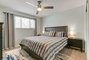 1 chambre, fer et planche à repasser, Wi-Fi, draps fournis