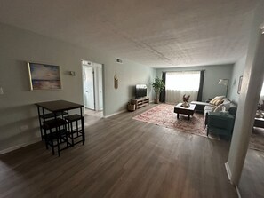 TV - Lakewood Gem: Furnished Haven! Perfect for Month Long Stays! (Lakewood)