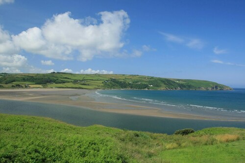 Elmtree Cottage, Cardigan