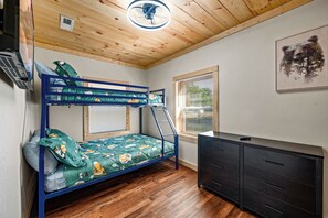 3 bedrooms, iron/ironing board, travel crib, WiFi