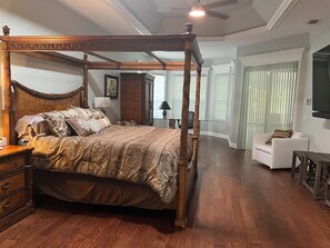 5 bedrooms, free WiFi, bed sheets
