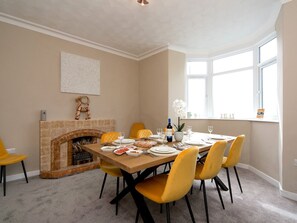 Dining - Llys Owain, comfortable Cottage - Pass the Keys (Amlwch)