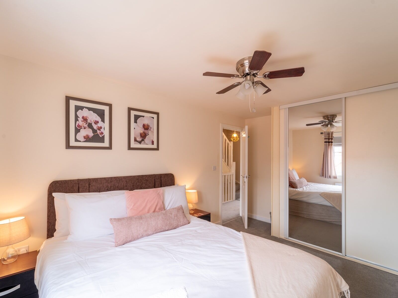 3 bedrooms, iron/ironing board, free WiFi, bed sheets
