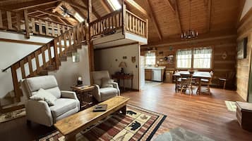 Fernseher, Kamin, Videospiele, DVD-Player