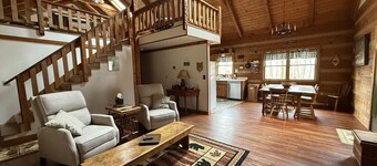 Bearadise 3BR w/Loft Cabin w/ Game Room, Fire Pit & Resort Amenities