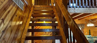 Cozy Cabin your perfect pet friendly mountain escape