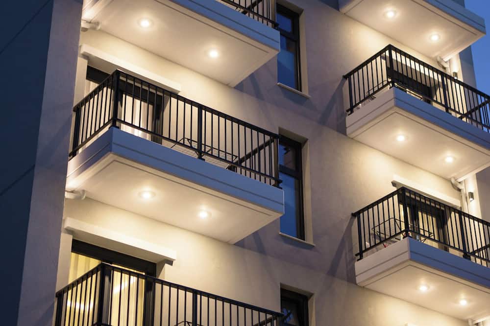 Oktolia Suites