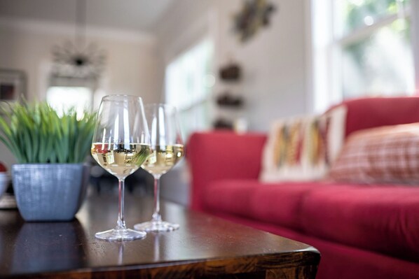 Interior - Urban Escape - Downtown Raleigh! (Raleigh)