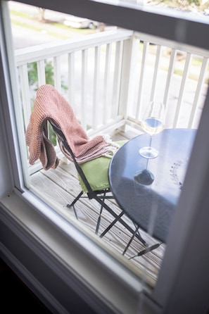 Interior - Urban Escape - Downtown Raleigh! (Raleigh)