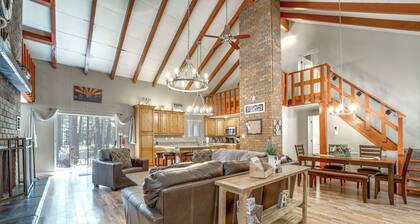 Fire Pit & Grill: Spacious 'Forest Lakes Chalet'