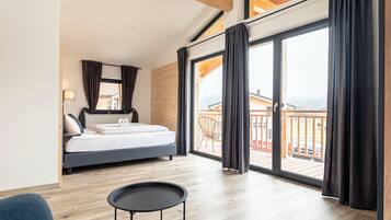 3 bedrooms, individually furnished