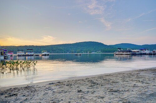 Cabin w/ Beach Access in Brant Lake: Dogs Welcome!