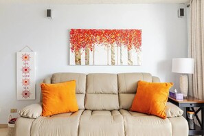 Smart TV, DVD player, stereo