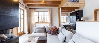 LUXURY HÜTTENZAUBER - chalet feeling with wood-burning stove and sauna