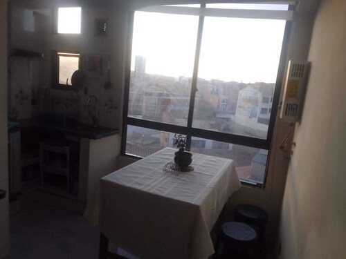 Hermoso Monoambiente Centrico, con muy Buena Vista