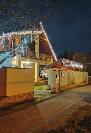 Front of property - Nora Guesthouse Bed and Breakfast (Zamardi)