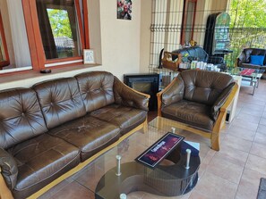 Interior - Nora Guesthouse Bed and Breakfast (Zamardi)