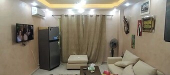 Hayat pyramids house 162D