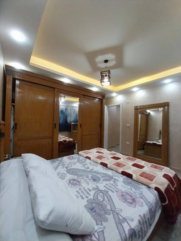 1 室のベッドルーム、アイロン / アイロン台、WiFi、ベッドシーツ