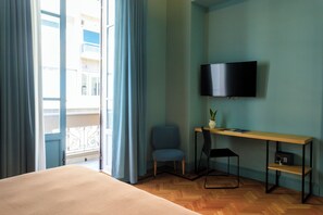Premium bedding, down duvets, in-room safe, individually decorated - Belmonte LR Collection (Palermo)