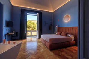 Premium bedding, down duvets, in-room safe, individually decorated - Belmonte LR Collection (Palermo)