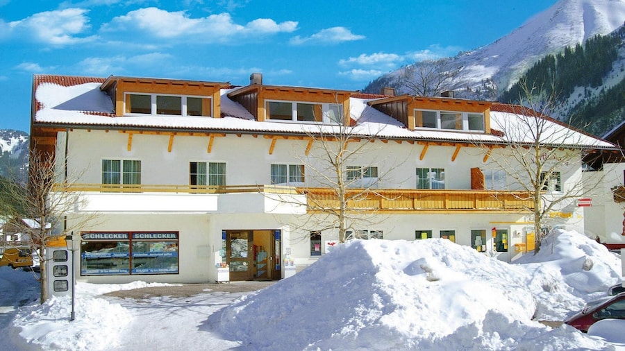 Apartment in Zugspitz Arena Near Highline 179