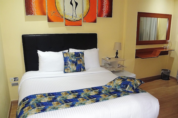 Classic Double or Twin Room, 1 Double Bed | Blackout drapes, soundproofing, free WiFi