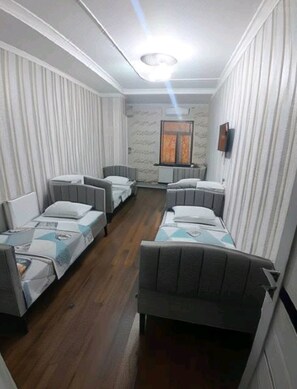 Soundproofing, free WiFi - Delfin Hotel & Restorant & Spa (Ganja)