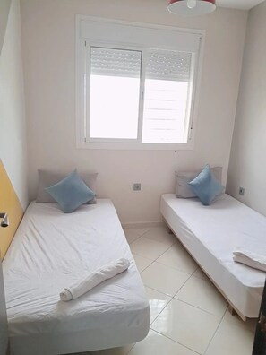 2 chambres, draps fournis