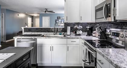 Easy Living @ Noblesville Near Ruoff Center & Grand Park